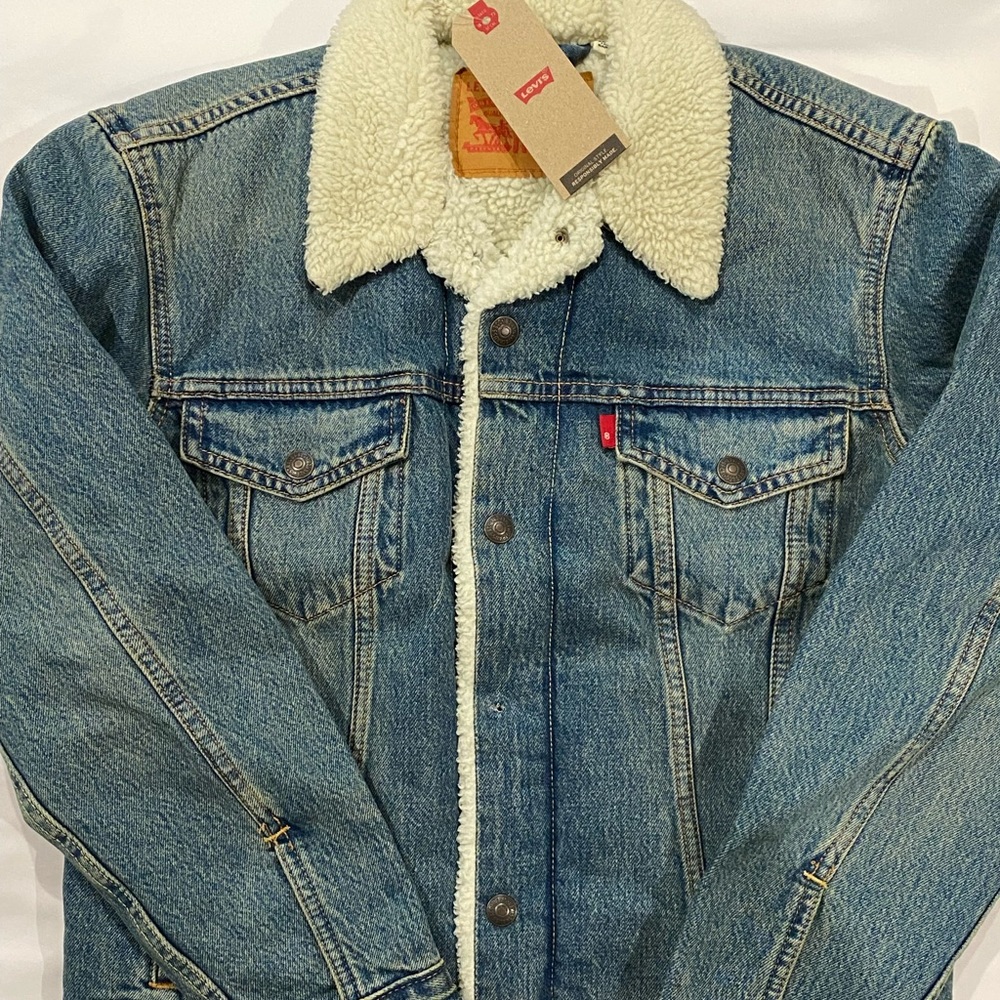 BRAND NEW VINTAGE FIT SHERPA TRUCKER JACKET $75